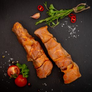 Varkens saté gemarineerd per 2 stuks van ca. 140 gram per stuk.